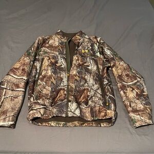 Camouflage Under Armour jacket